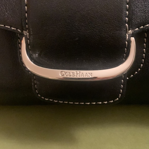 Adorable Black leather Cole Haan - Picture 3 of 11